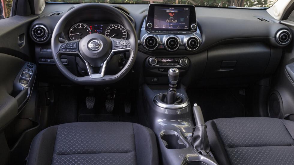 Η 8άρα οθόνη infotainment στο Nissan Juke προσφέρεται από την 2η έκδοση Acenta (21.490 ευρώ).