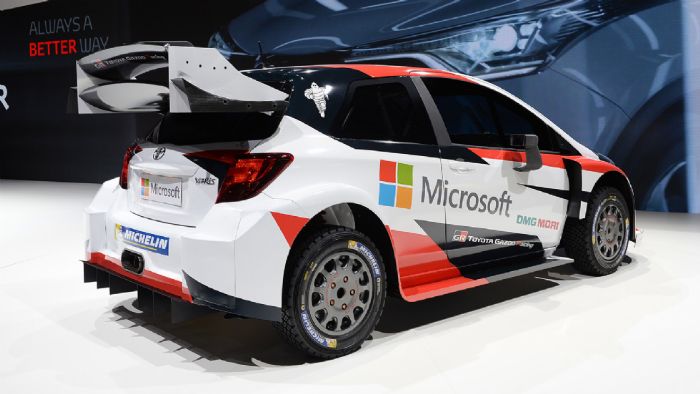 Τα χρώματα του Toyota Yaris WRC παρουσιάστηκαν επίσημα από τον CEO της Toyota και τον τετράκις παγκόσμιο πρωταθλητή WRC, Tommi Makinen.