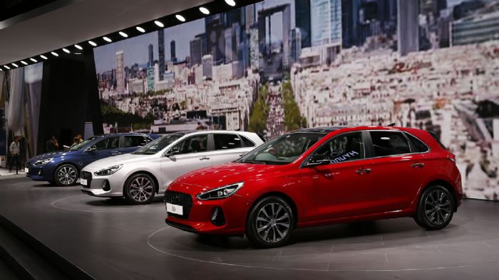 Η Hyundai Motor ξεκίνησε την παραγωγή του νέου i30 στο εργοστάσιό της στο Nosovice της Τσεχίας, με τα πρώτα αυτοκίνητα να αναμένεται να φτάσουν στους κατόχους τους από τον Ιανουάριο.