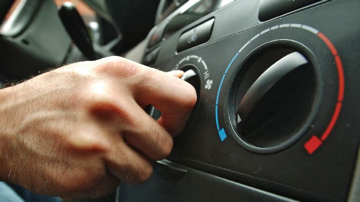 Η χρήση κλιματισμού στο αυτοκίνητο είναι η καλύτερη λύση για να αντιμετωπίσετε τις υψηλές θερμοκρασίες.
