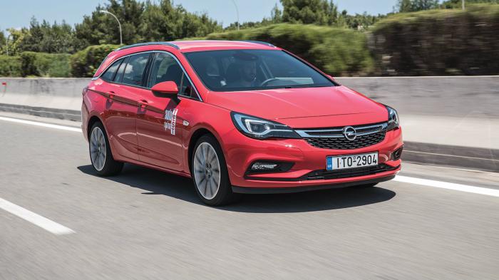 To Opel Astra Sports Tourer κρύβει επιμελώς τον όγκο του τόσο σε εμφάνιση όσο και οδηγικά.