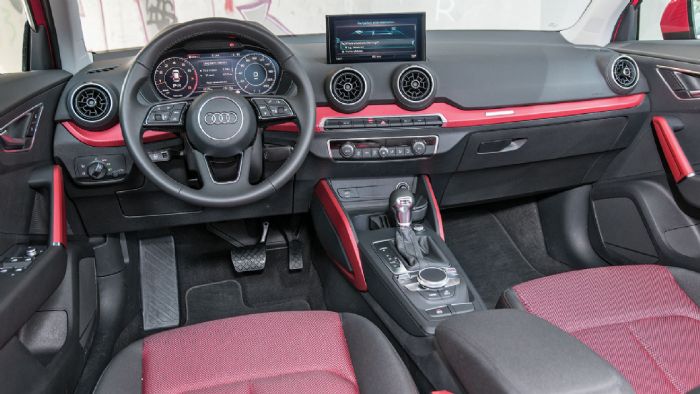 Μοντέρνο και με νεανικό διάκοσμο το εσωτερικό του Audi Q2, που διαθέτει premium ποιότητα υλικών, φινίρισμα και συναρμογή.