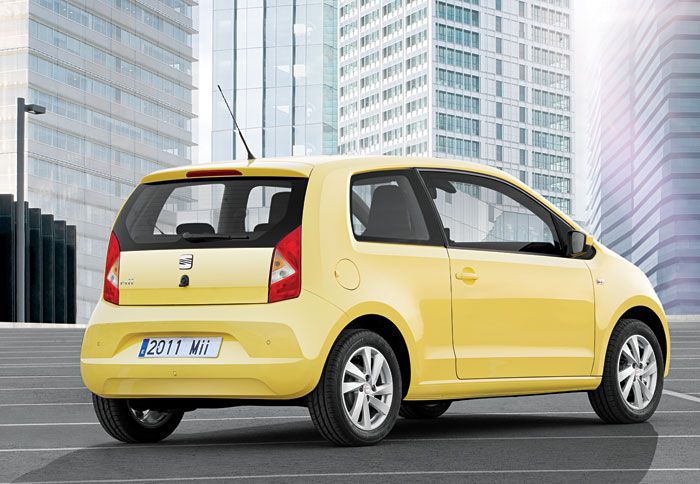 Το 3θυρο SEAT Mii θα είναι αυτό που θα μπει πρώτο στην αγορά, διαθέτοντας σωστές αναλογίες και συμπαθητική αισθητική. Το 3θυρο SEAT Mii θα είναι αυτό που θα μπει πρώτο στην αγορά, διαθέτοντας σωστές αναλογίες και συμπαθητική αισθητική.