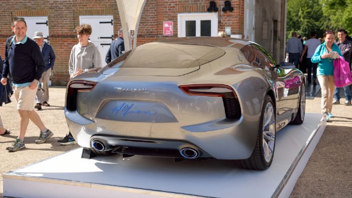 Η νέα GranTurismo θα πατάει σε μια νέα πλήρως αλουμινένια πλατφόρμα, η οποία θα χρησιμοποιηθεί και από άλλες Maserati. Θα είναι πιο ελαφριά και άκαμπτη από την υπάρχουσα, ενώ θα υποστηρίζει υβριδική ή ηλεκτρική τεχνολογία.