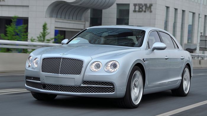 Στην Bentley επεξεργάζονται το ενδεχόμενο να δημιουργούν one-off μοντέλα, κατά τα πρότυπα των Lamborghini και Ferrari (στη φωτό η Bentley Flying Spur).