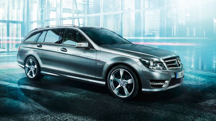 H Mercedes Benz γιορτάζει τα 10 εκατ. οχήματα της C-Class, που έχουν πουληθεί παγκοσμίως εδώ και 30 χρόνια.