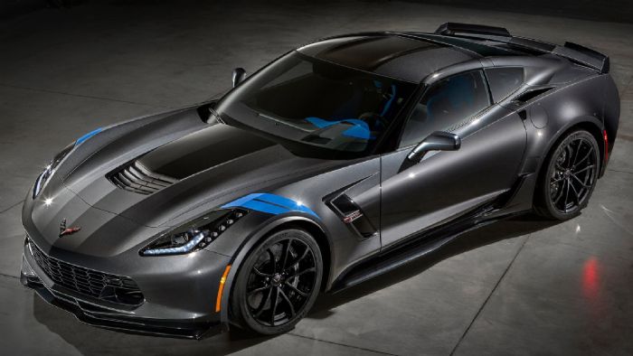 Η Corvette Grand Sport κινείται από τον ατμοσφαιρικό LT1 V8 κινητήρα των 6,2 λίτρων που αποδίδει 460 άλογα.