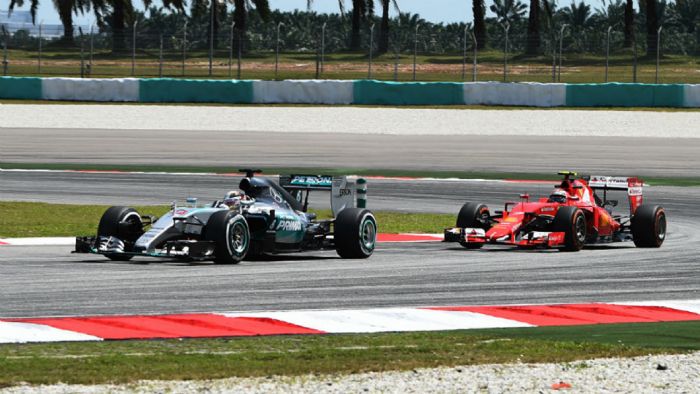 Στα δεύτερα ελεύθερα δοκιμαστικά του GP Μαλαισίας, ταχύτερος όλων ήταν ο Louis Hamilton, ακολουθούμενος από τον Kimi Raikkonen.