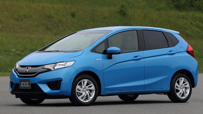 Η νέα γενιά του Honda Jazz κερδίζει σε δυναμισμό και παράλληλα, διατηρεί το 1 όγκου αμάξωμα, που χαρακτήρισε όλες τις γενιές του. Η νέα γενιά του Honda Jazz κερδίζει σε δυναμισμό και παράλληλα, διατηρεί το 1 όγκου αμάξωμα, που χαρακτήρισε όλες τις γενιές του.