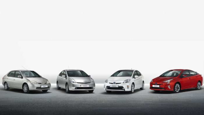 Οι 4 γενιές του Prius, από το 1997 έως και σήμερα έχουν πουλήσει σχεδόν 4 εκ. αντίτυπα, βοηθώντας τα μέγιστα την Toyota να σπάσει το φράγμα των 9 εκ. πωλήσεων οχημάτων υβριδικής τεχνολογίας.