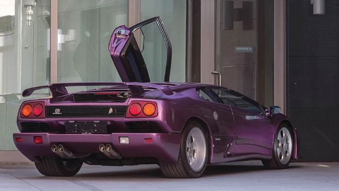 To 1993 η Lamborghini έφτιαξε 150 αντίτυπα της Diablo SE30.