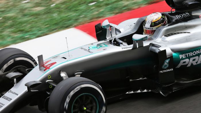 Ασταμάτητος ήταν σήμερα ο Lewis Hamilton στις κατατακτήριες δοκιμές του GP Μαλαισίας.