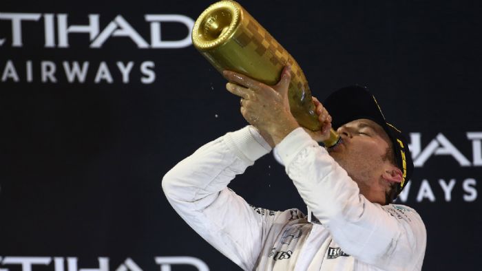 Έφτασε η στιγμή και για τον Nico Rosberg να γραφτεί στα βιβλία της ιστορίας του μηχανοκίνητου αθλητισμού, ως ο Παγκόσμιος Πρωταθλητής της Formula 1 για το 2016.