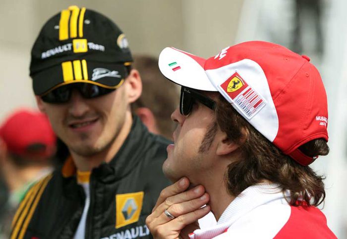 Πολύ συγκρατημένος για την επιστροφή του Kubica στην F1, εμφανίστηκε ο Alonso. 
