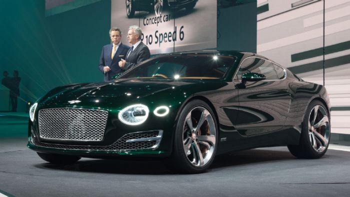 Η ώρα των αποφάσεων για την Bentley πλησιάζει. Αν το πρωτότυπο EXP 10 Speed 6 τελικά πάρει το ΟΚ, θα τοποθετηθεί στη γκάμα της φίρμας κάτω από την Continental GT και θα διαθέτει εκδόσεις coupe και cab