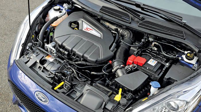 Με 182 «άλογα» ο 1,6 EcoBoost κινητήρας χαρίζει εκρηκτικές επιδόσεις στο Ford Fiesta ST.