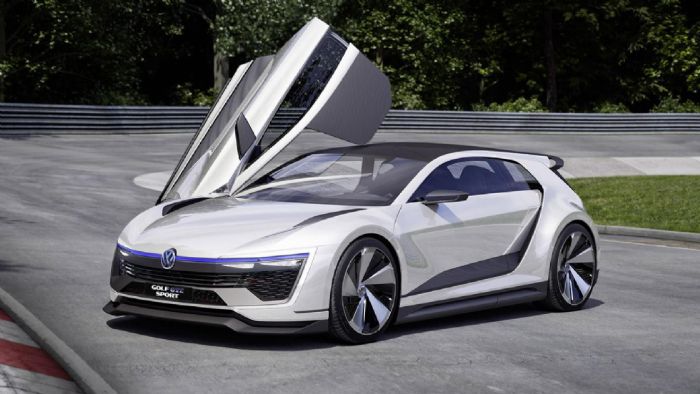 Εντυπωσιακό αν μη τί άλλο σε εμφάνιση το νέο πρωτότυπο της VW, το Golf GTE Sport. 