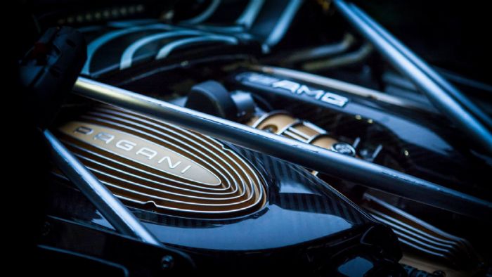 H Pagani Huayra Roadster θα εξοπλίζεται με τον twin-turbo 6λιτρο V12 κινητήρα της AMG.
