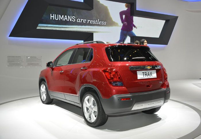 Το νέο Chevrolet Trax θα διατίθεται με τρεις κινητήρες, σε δικίνητες και τετρακίνητες εκδόσεις. Το νέο Chevrolet Trax θα διατίθεται με τρεις κινητήρες, σε δικίνητες και τετρακίνητες εκδόσεις.