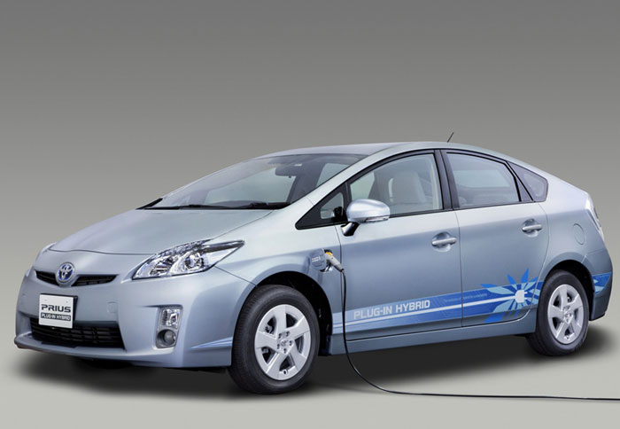 Η Toyota στόχο έχει να κυκλοφορήσει περίπου 600 νέα PHV σε όλο τον κόσμο και συγκεκριμένα σε Ιαπωνία, Ευρώπη και ΗΠΑ