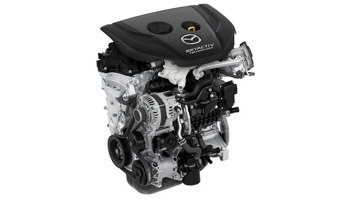 Με χωρητικότητα 1.497 κ.εκ., ο νέος κινητήρας της Mazda αποδίδει 105 ίππους ισχύος στις 4.000 σ.α.λ., ενώ η μέγιστη ροπή του είναι τα 250 Nm, η οποία είναι διαθέσιμη από τις 1.500 έως τις 2.500 σ.α.λ.