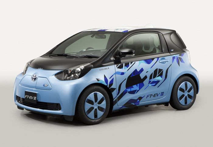 Το FT-EV III δείχνει τις προθέσεις της Toyota να επενδύσει σε ένα ηλεκτρικό αυτοκίνητο πόλης. 