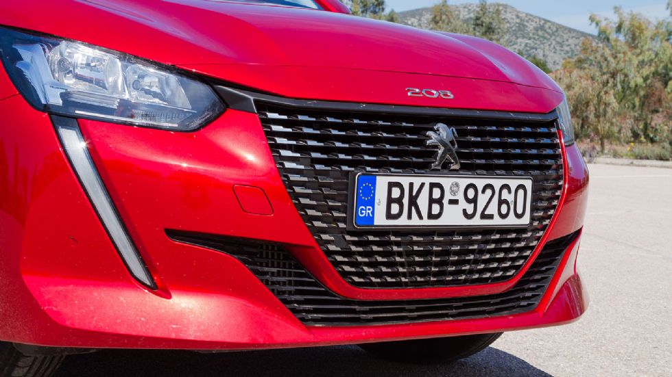 Το νέο Peugeot 208 κερδίζει τις εντυπώσεις χάρη στο δυναμικό του design. Η diesel έκδοση δεν αποτελεί εξαίρεση. 