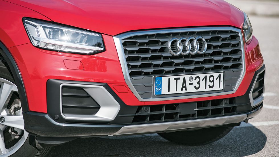 To Audi Q2 τραβάει το βλέμμα σαν μαγνήτης από όπου και να το κοιτάξεις.