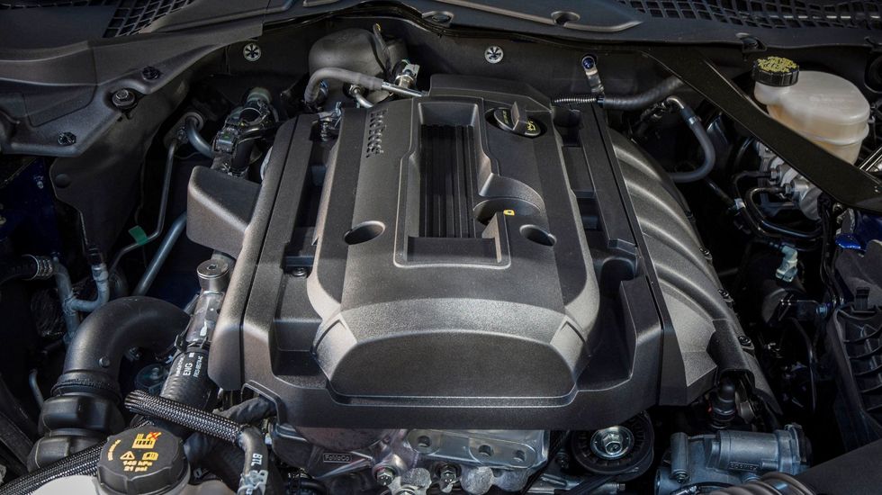 Το νέο Ford GT θα παραμείνει κεντρομήχανο, φέροντας μια αναβαθμισμένη εκδοχή του V6 EcoBoost συνόλου, η ισχύς του οποίου αναμένεται να ξεπερνά τους 600 ίππους.