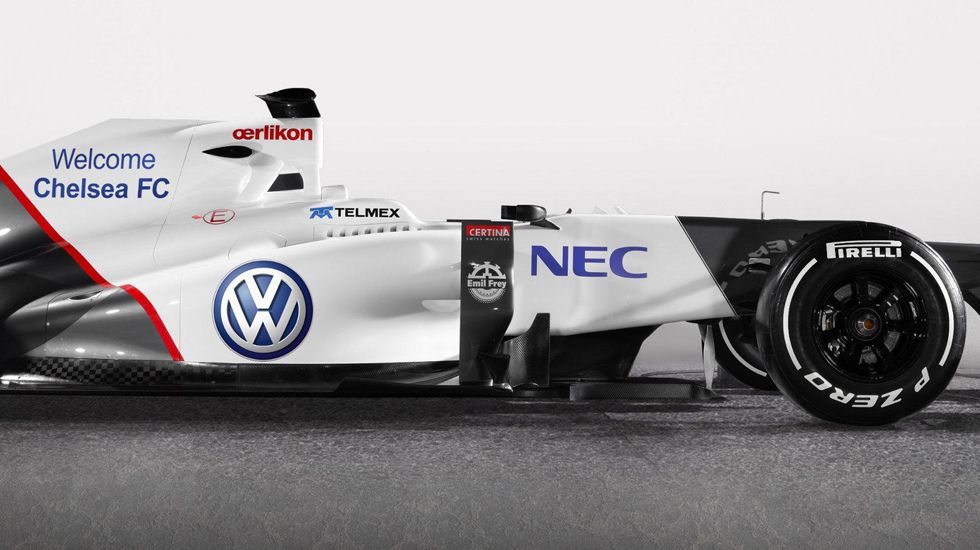 Όποτε και αν μπει η VW στην F1, θα το κάνει με το δικό της μονοθέσιο και την δική της ομάδα. Στη φωτό η Sauber C31 με «φτιαχτό» το λογότυπο της Volkswagen.