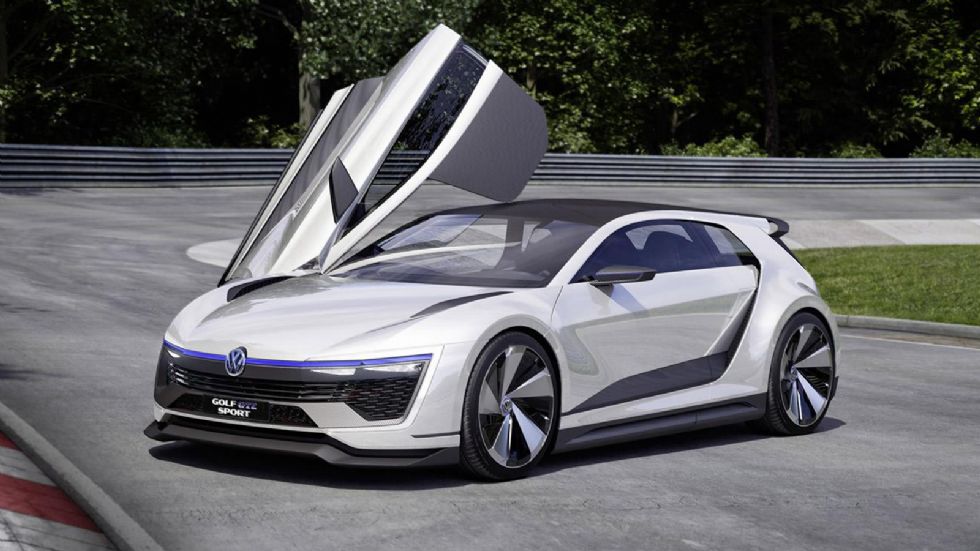 Εντυπωσιακό αν μη τί άλλο σε εμφάνιση το νέο πρωτότυπο της VW, το Golf GTE Sport. 