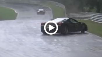   ! Ferrari 458     [video]