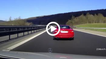 Video: Mercedes      230+ ./