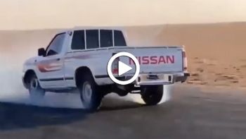  Nissan Pick-Up  !