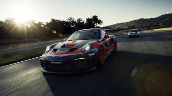    Porsche 911 GT2 RS Clubsport 