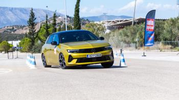 Opel Astra vs Volkswagen Golf:   10 