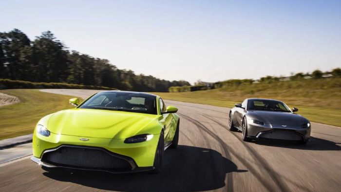 Η Aston Martin παίρνει ισχύ από έναν διπλό turbo V8 κινητήρα χωρητικότητας 4,0 λίτρων.