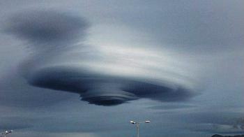 Σύννεφο σαν ...UFO στην Κρήτη