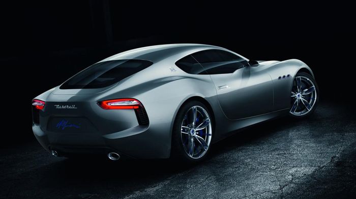 Η Maserati Alfieri θα διατίθεται σε RWD και AWD εκδόσεις, οι οποίες θα εξοπλίζονται με ένα turbo V6 μοτέρ απόδοσης 410, 450 και 520 ίππων. 