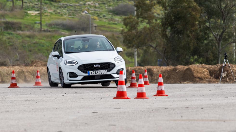 Ford Fiesta: Ο «βασιλιάς» στη δοκιμή αποφυγής κινδύνου