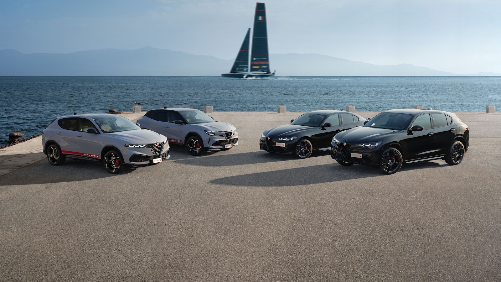 ·	Alfa Romeo Edizione Luna Rossa: Όλες οι εκδόσεις για Junior, Tonale, Giulia, Stelvio