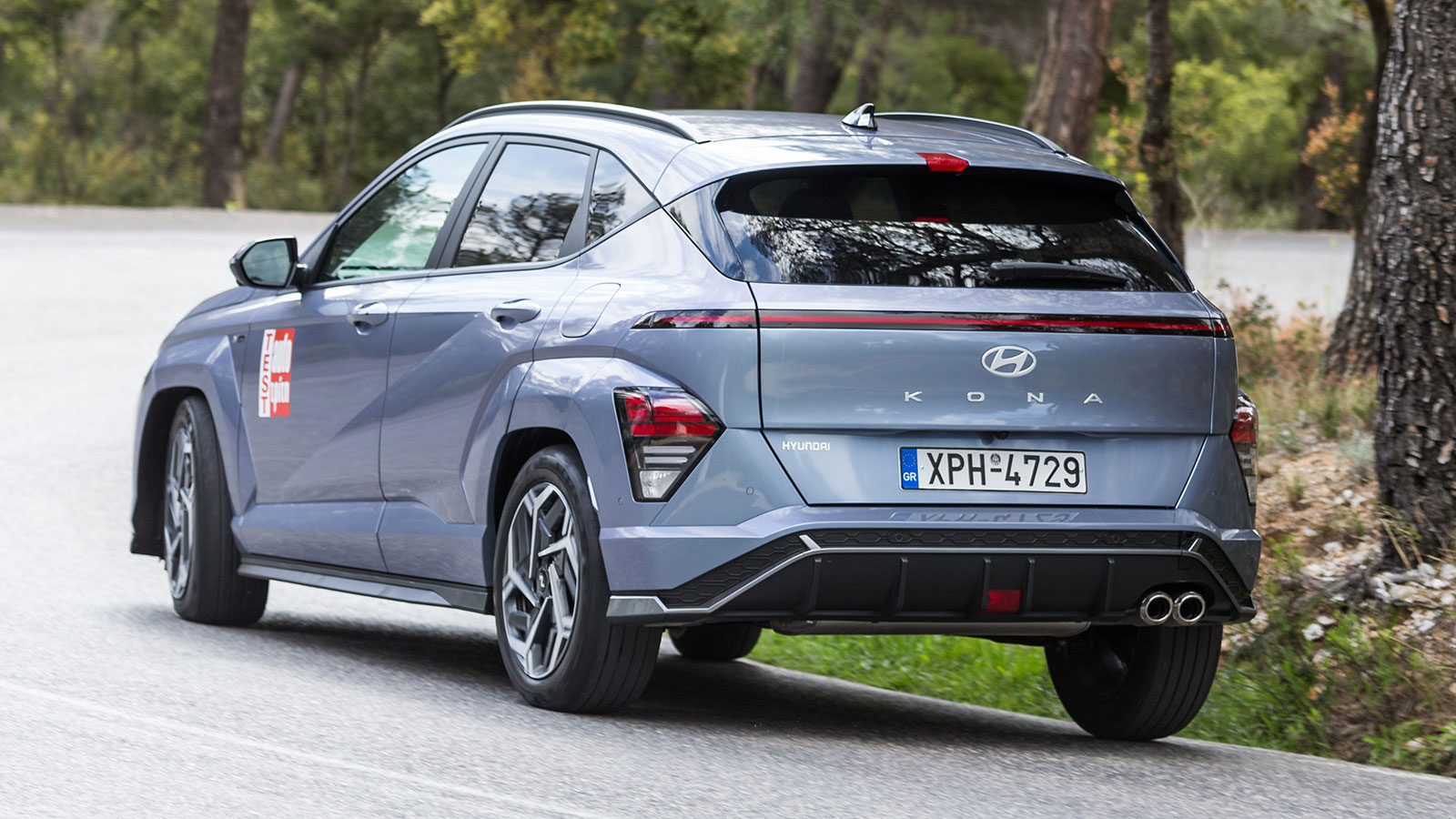 Hyundai Kona Hybrid Premium και Kona N Line