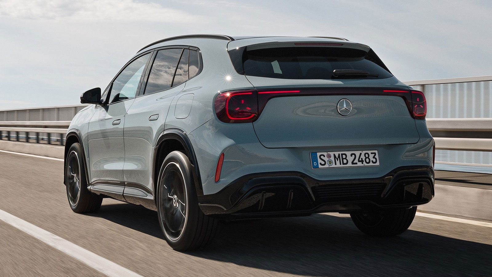 Νέα Mercedes GLA Hybrid 2027