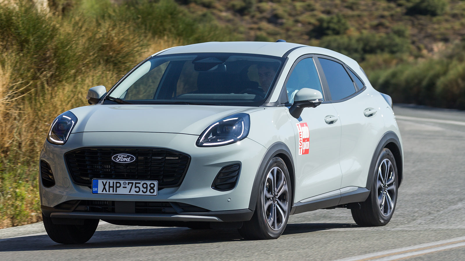 Ford Puma Titanium σε κίνηση
