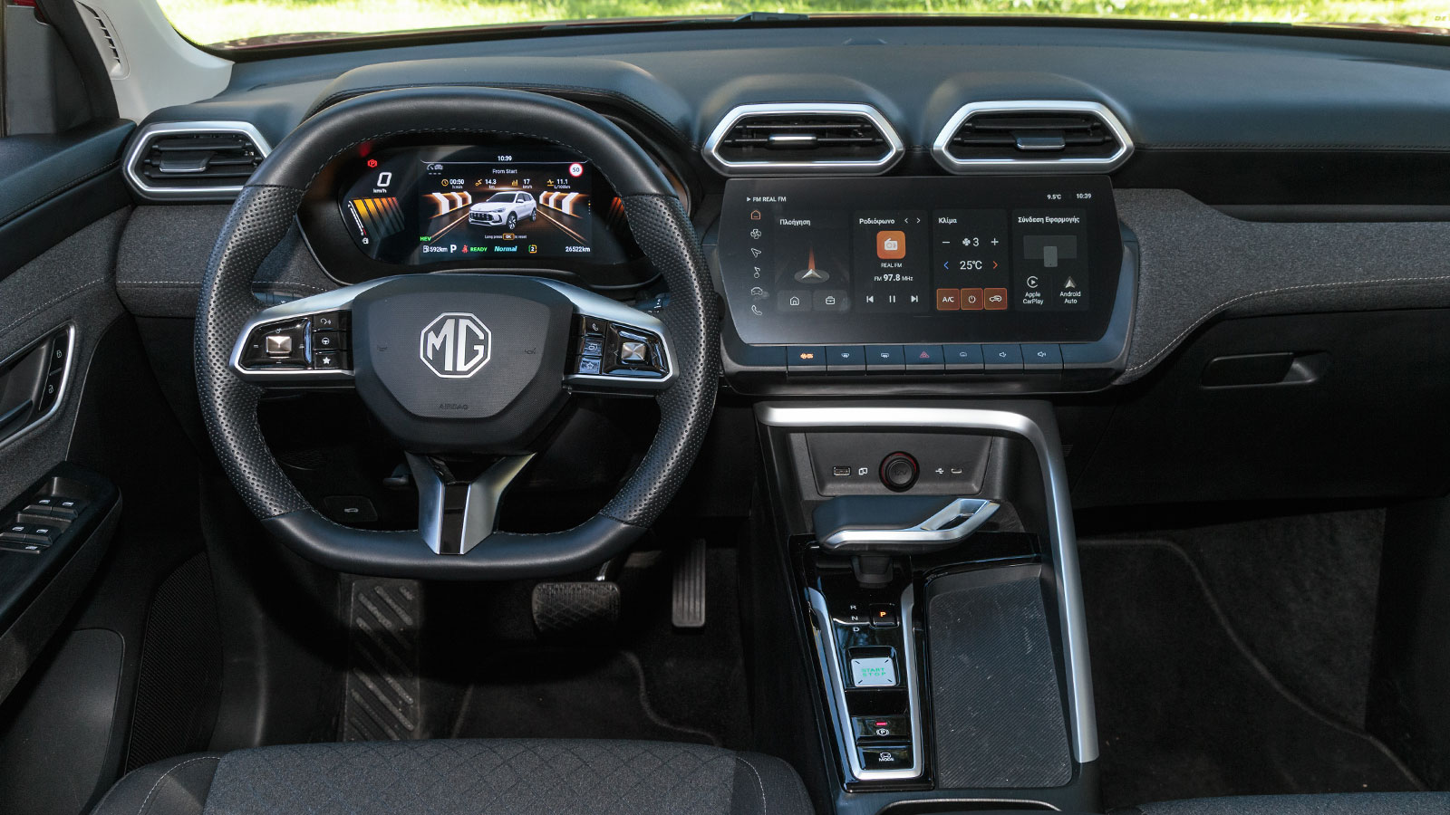 Εσωτερικό και εξοπλισμός MG ZS MAX Excite