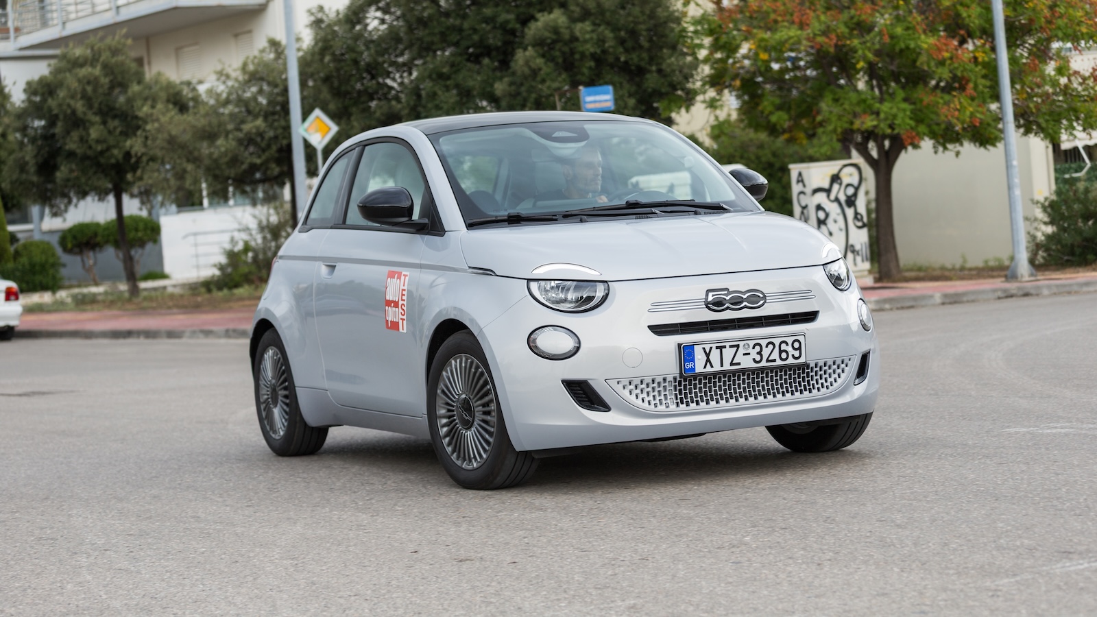 fiat 500 hybrid δοκιμή