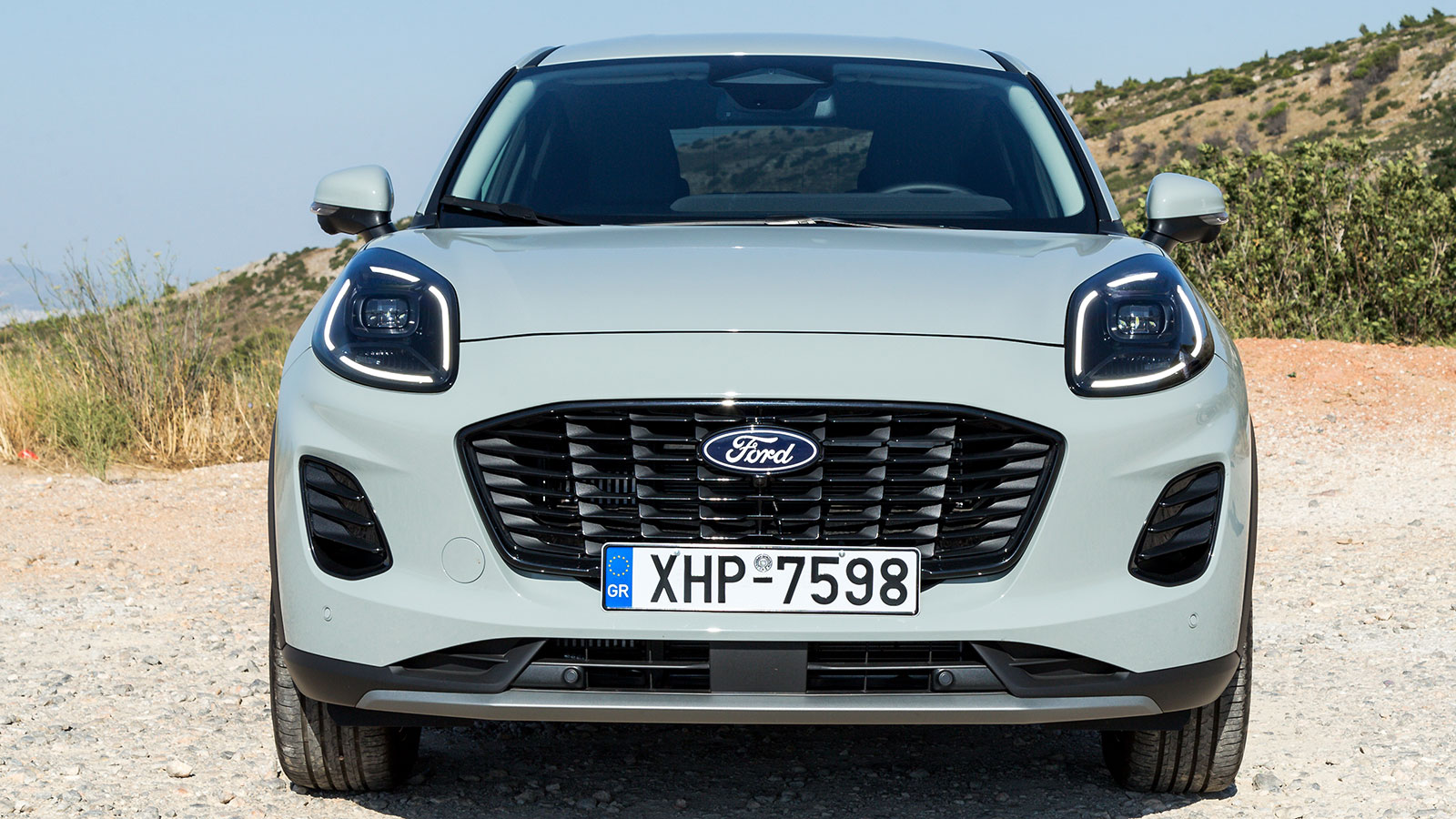 Ford Puma Titanium αισθητήρες παρκαρίσματος και κάμερα όπισθεν