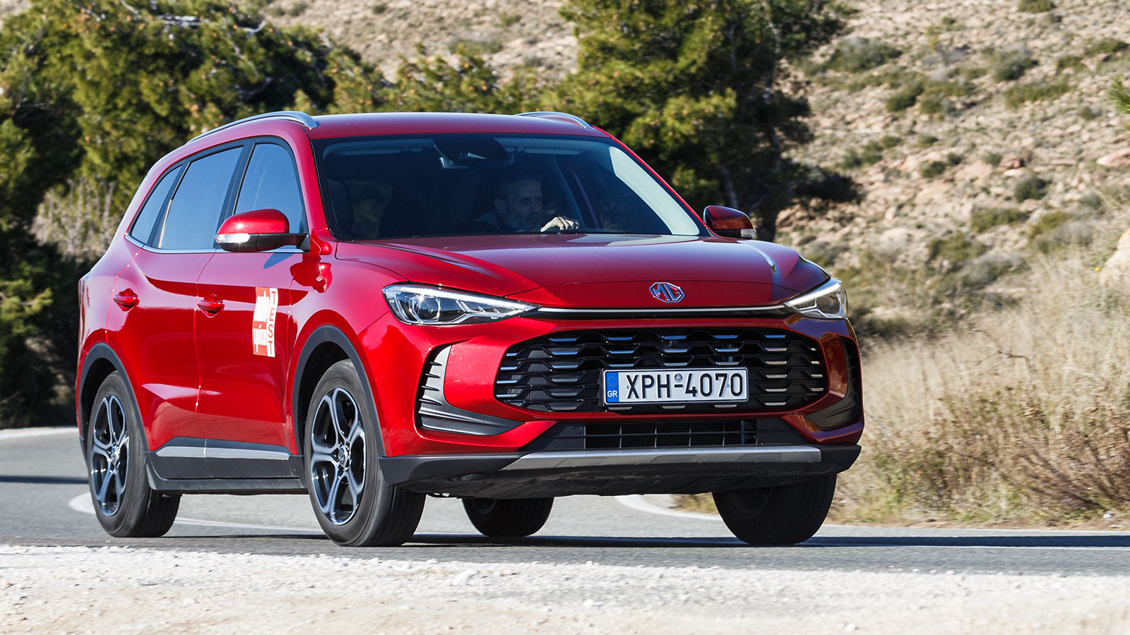 Το MG ZS Max Hybrid+ έχει 197 άλογα και σοφιστικέ αυτόματο κιβώτιο 3 σχέσεων.