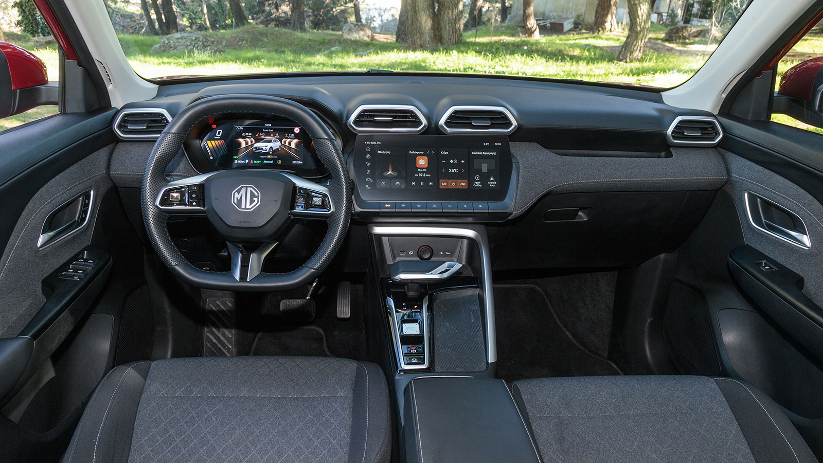 MG ZS Max με βενζινοκινητήρα 1,5 λτ. και 115 ίππους