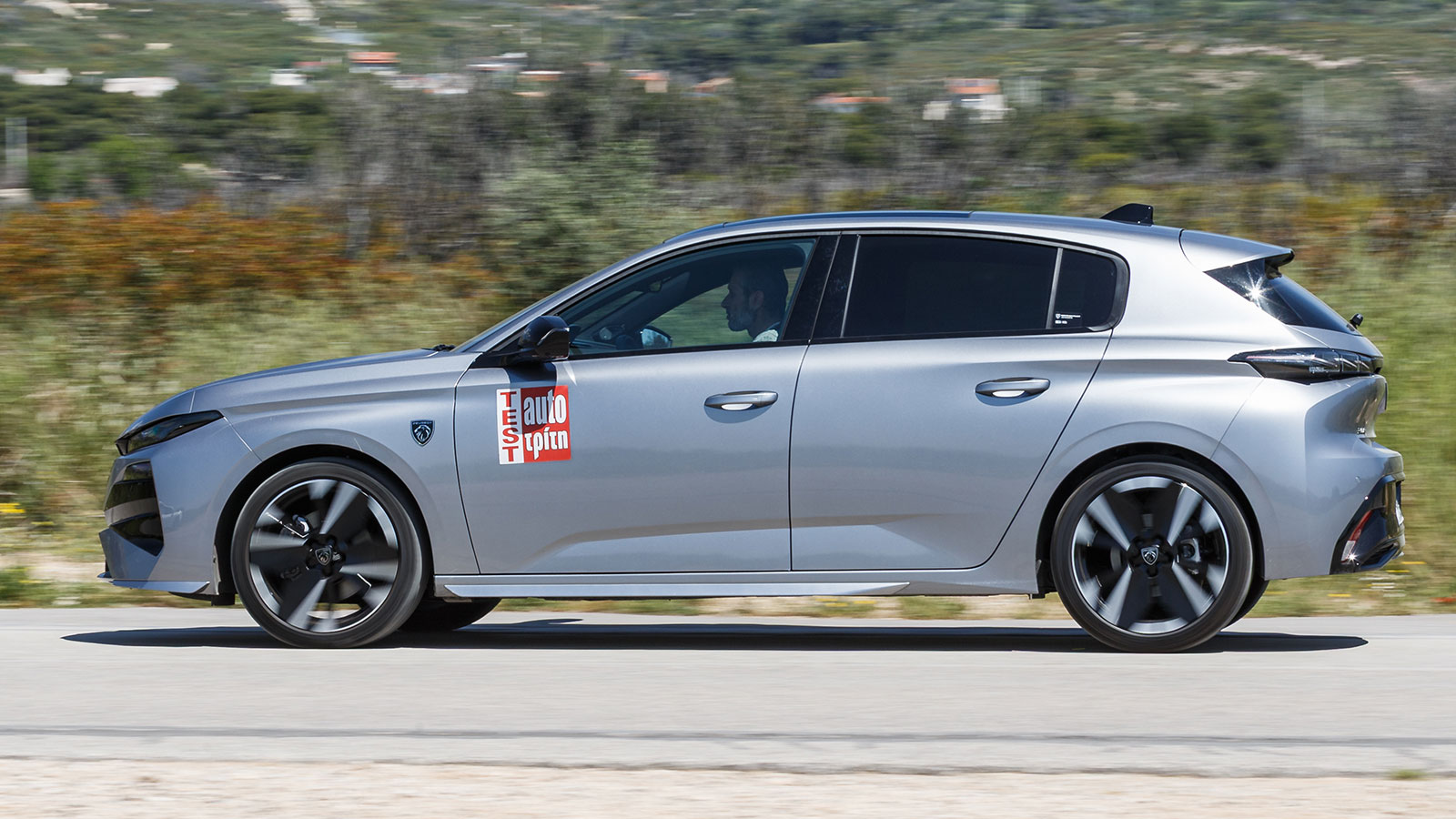 Peugeot 308 και Peugeot 408 με ήπια υβριδικό σύστημα 145 ίππων και αυτόματο κιβώτιο e-DCS6
